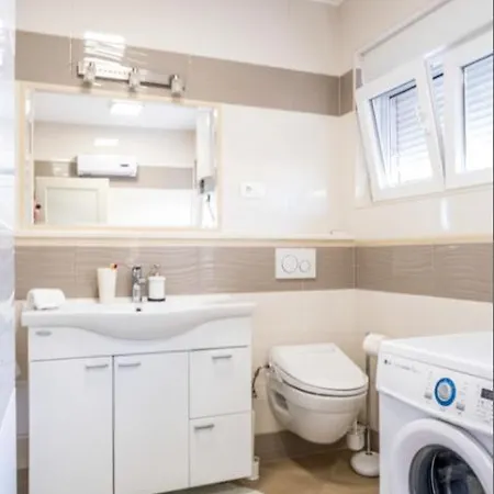 Lejlighed Lori Split