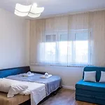 Lori Апартаменты *